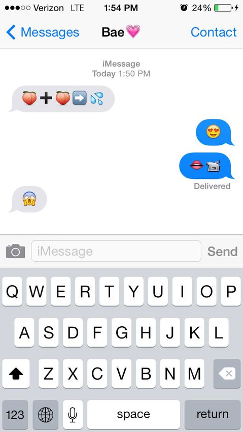 sext conversation entirely composed of emojis.